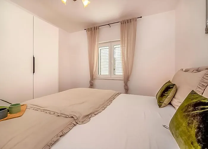 Matija * Rogoznica (Sibenik-Knin)